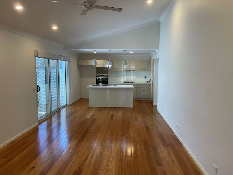 IMMACULATE CORNER BLOCK