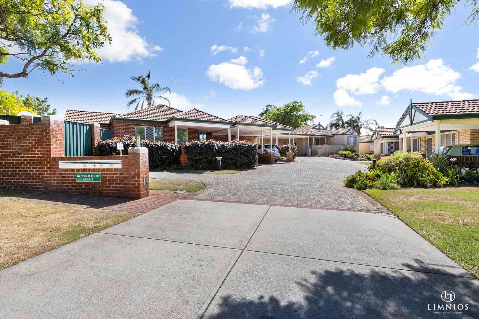 SOLD!. Beautifully presented, well maintained villa for the Over 55s
