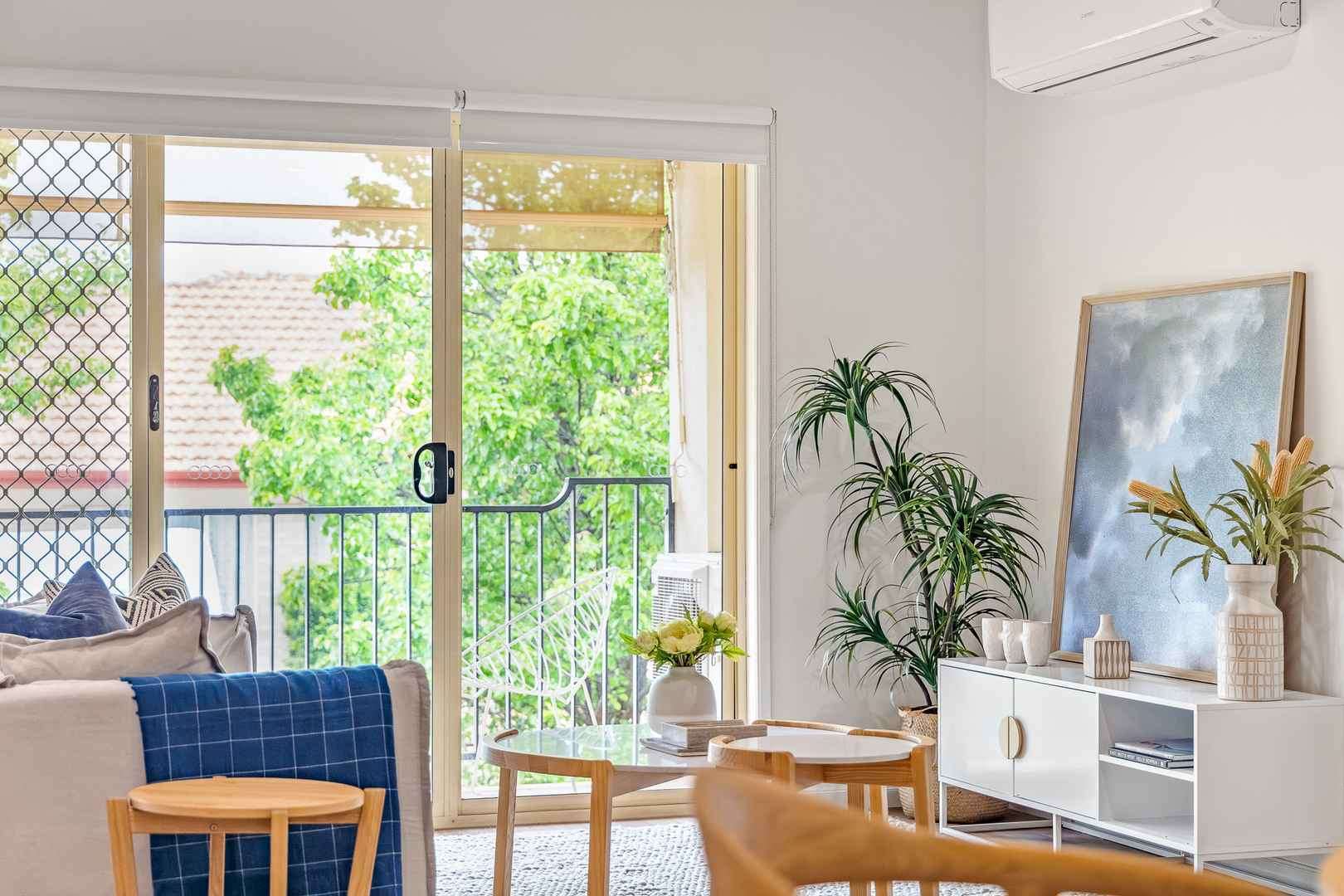 2 Bedroom Beautiful Apartments - Safe, Affordable