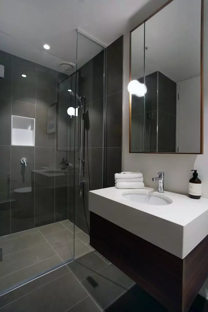 Live in cosmopolitan Carlton