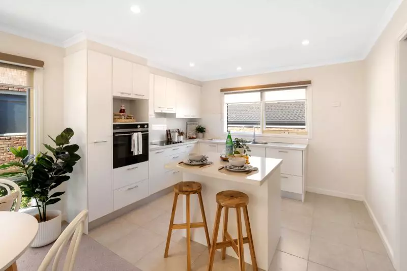 UNDER OFFER - Your private oasis awaits! Creek views and the sounds of birdlife..