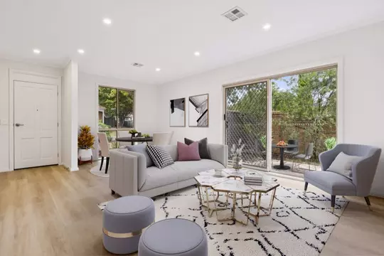 Light and bright 2-bedroom villa