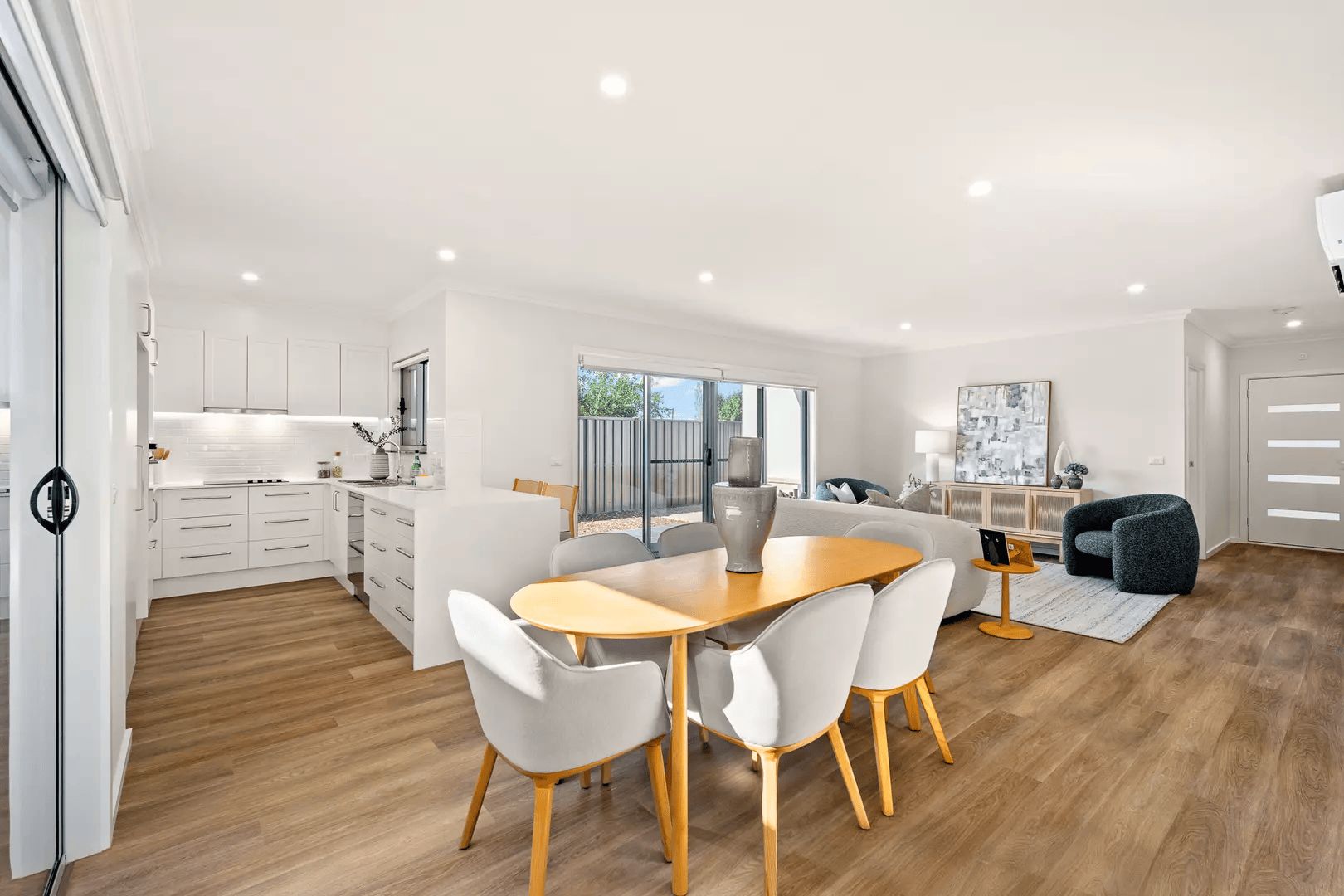 Luxury & Spacious 2 Bedroom Villas!