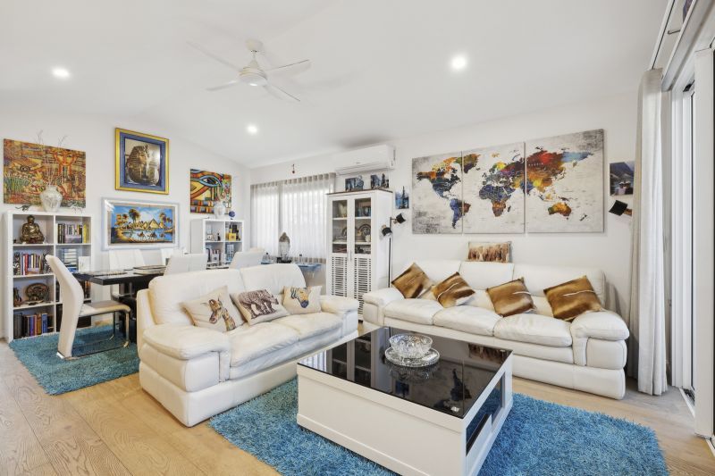 Vibrant Two-bedroom Home