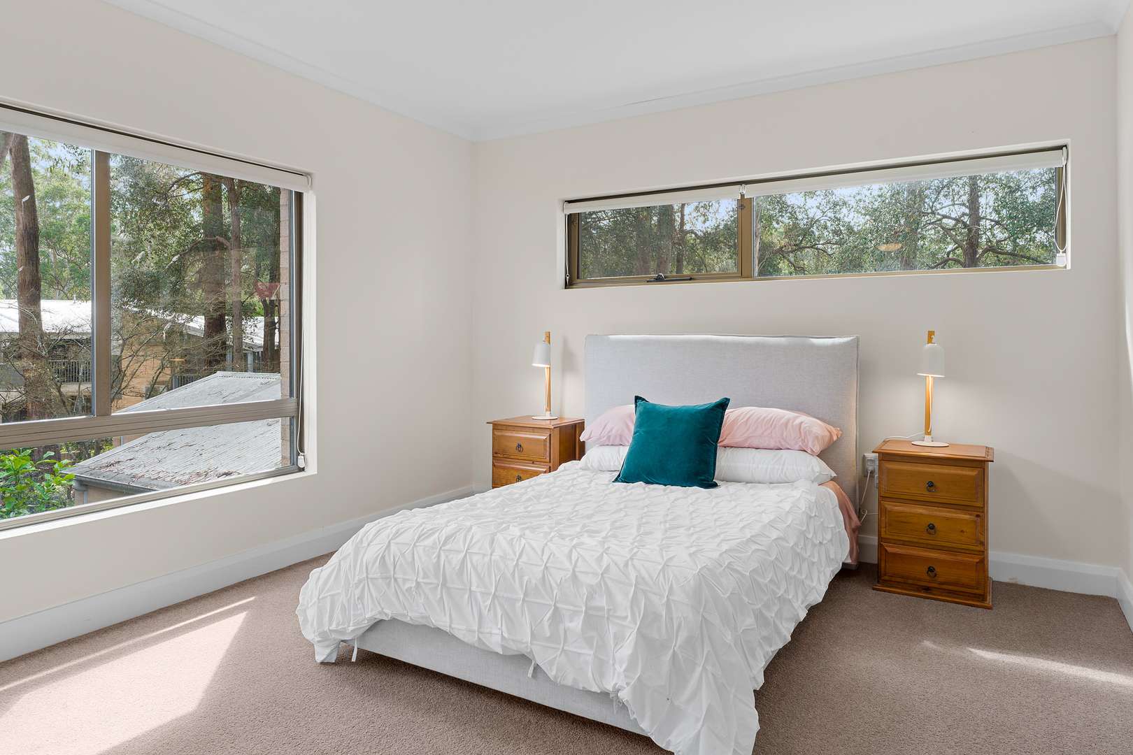 Well-Designed Apartment with Lovely Outlook - Unit 44
