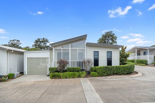 Bright & Spacious Living!