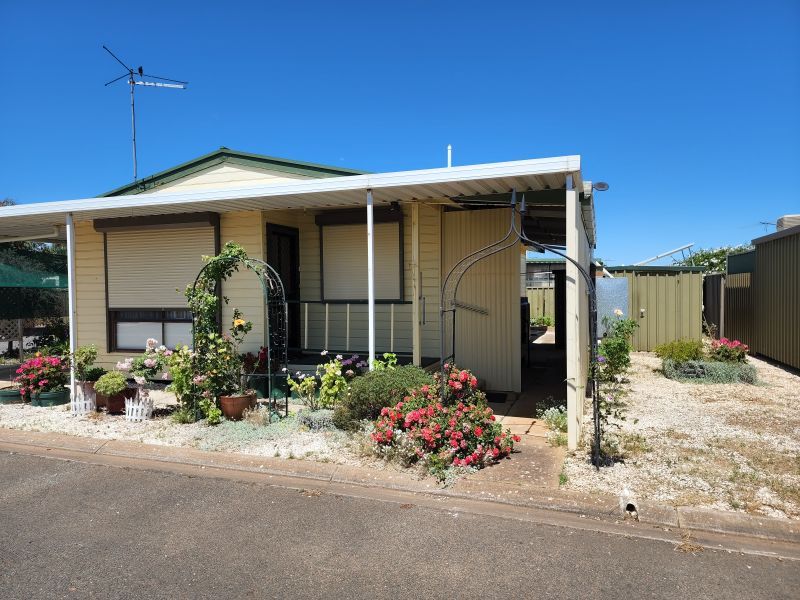 2 Bedroom Home with all the Extras