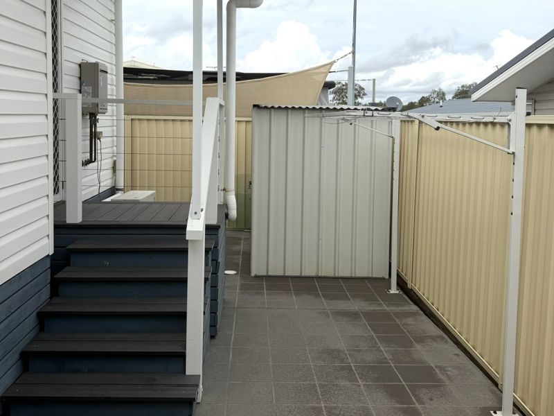 Great Position in Charming Community!
