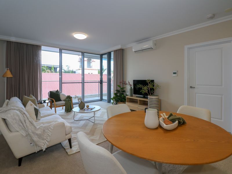 SOLD - Discover the perfect blend of style and convenience in the Gabba!