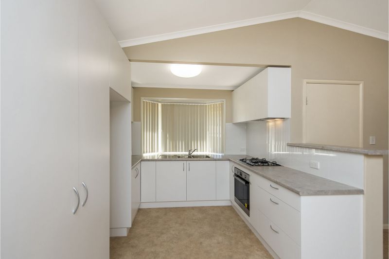 Riverside Gardens Esate Site - 294