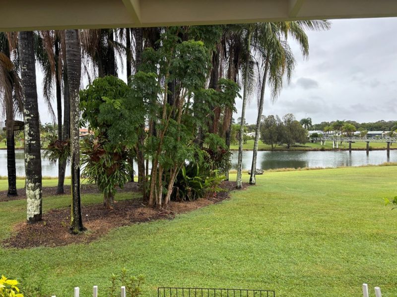 Panoramic Lake Views