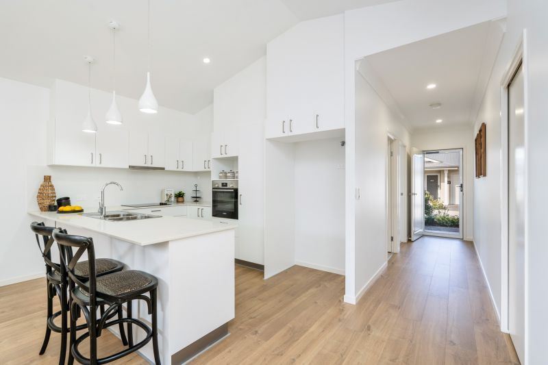 Pristine Ex-Display Home – Move-In Ready!