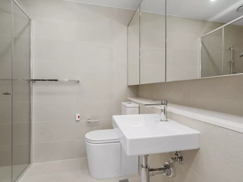 North-Facing Retreat - 'Eagle' Floorplan Design