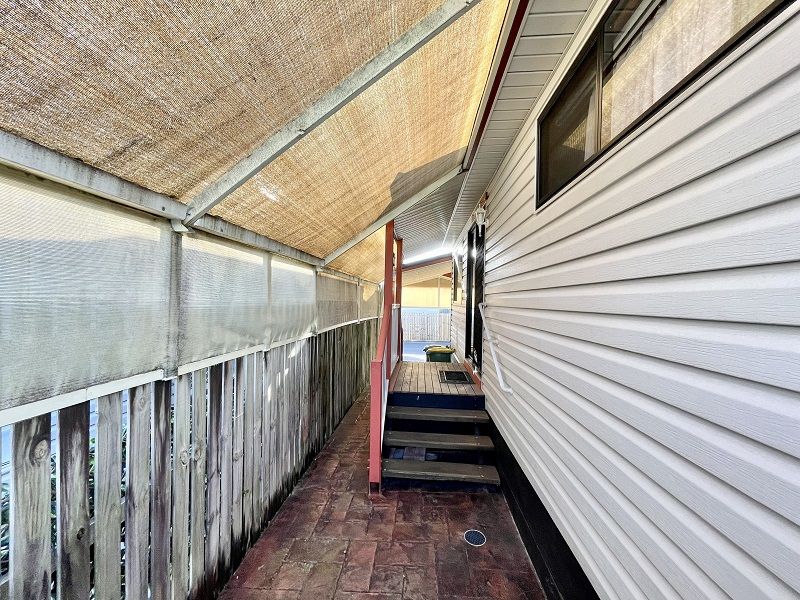 Enjoy retirement living in this beautiful 3-bedroom home - GREENBANK GARDENS