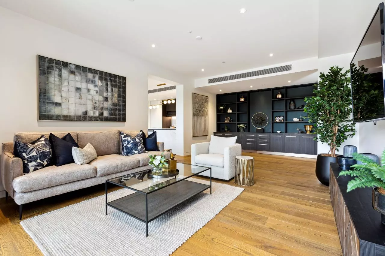 Luxurious Two-Bedroom Street Facing Apartment