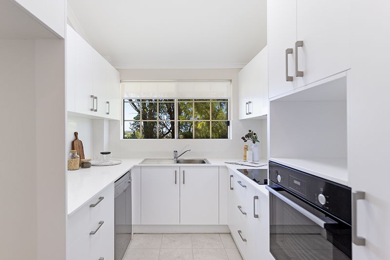 Newly renovated unit with a beautiful view, very private, set in a tranquil location of the village.