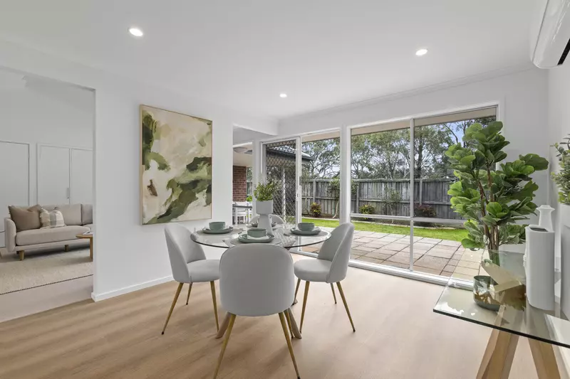 Stylish Home Backing onto Picturesque Walking Trail