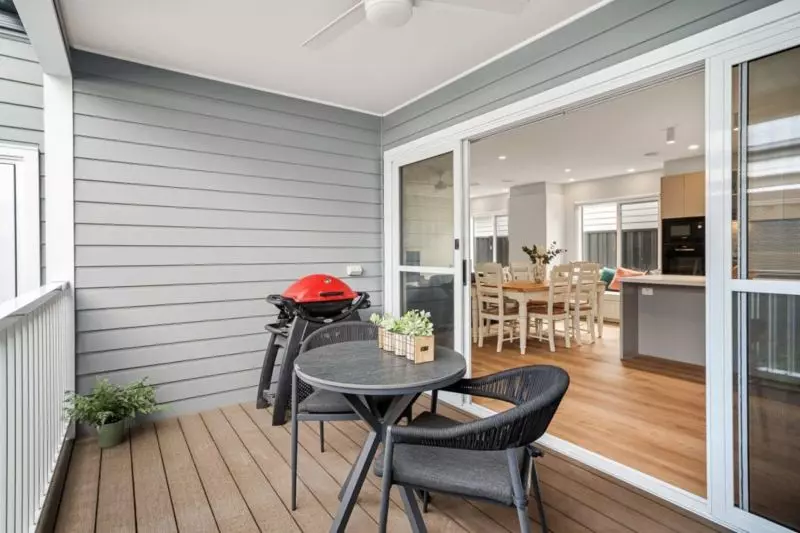 Prime Clubhouse position, perfectly designed