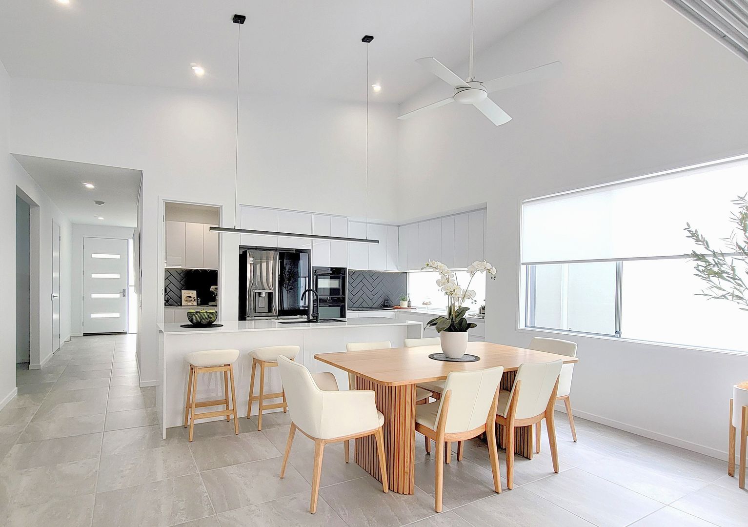 Halcyon Promenade - Established modern and elegant home