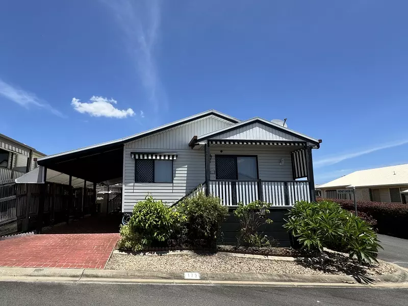 Neat & Tidy over 50’s living - GREENBANK GARDENS