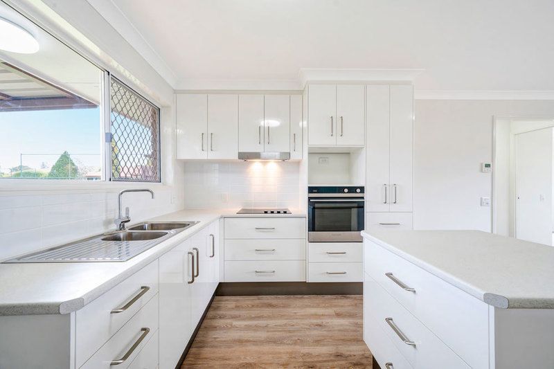 Under refurbishment!!!! A beautiful modern unit in a perfect position.