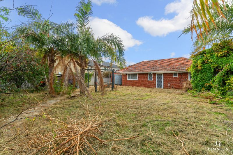 City Views and Development Potential!