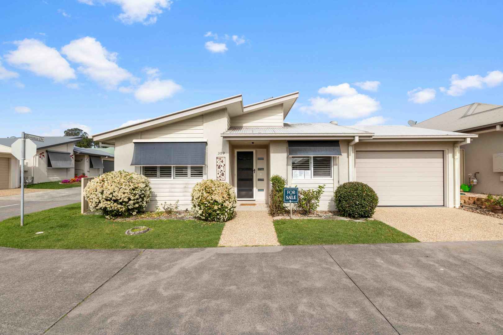 Well presented two bedroom home plus study in Palm Lake Resort Eagleby