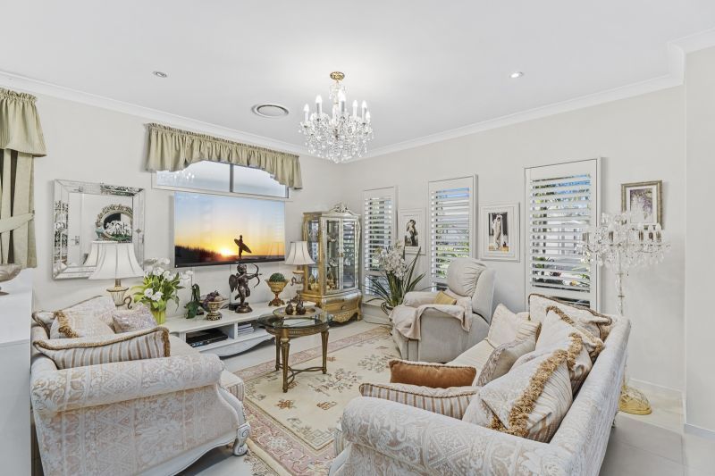 Refined Living – Elegant Two-Bedroom Haven