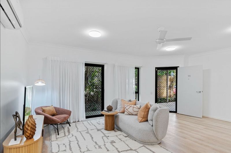 Spacious and bright one-bedroom villa