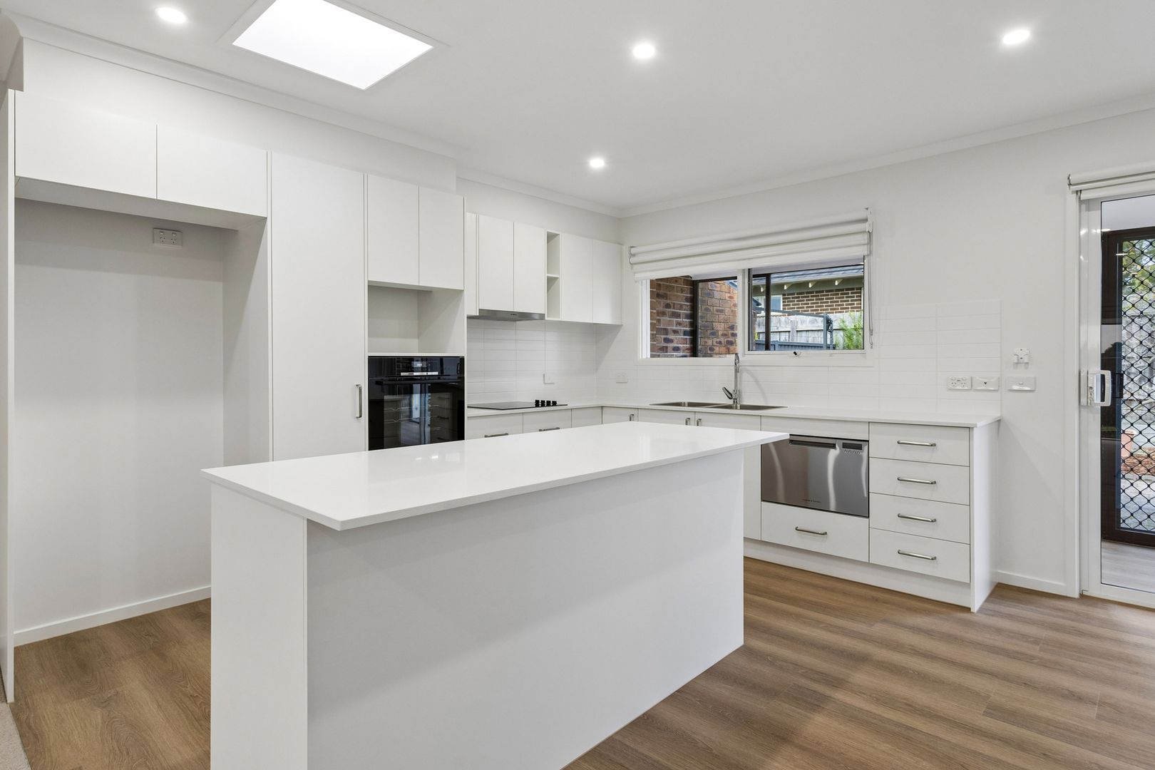 Beautifully Refurbished Villa Living