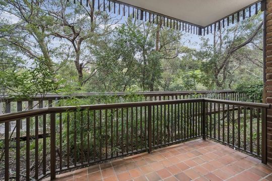 Ready to move in - Renovated serviced studio apartment - independent retirement living, Northern Beaches