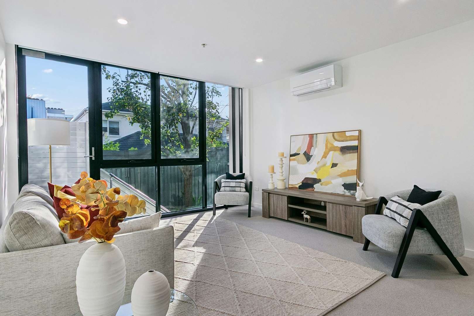 Renovated Bayside Living