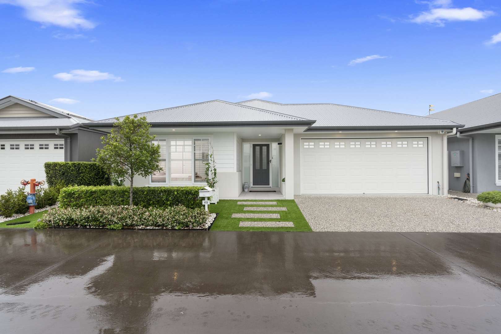 65 Huntington at Beachmere Bay