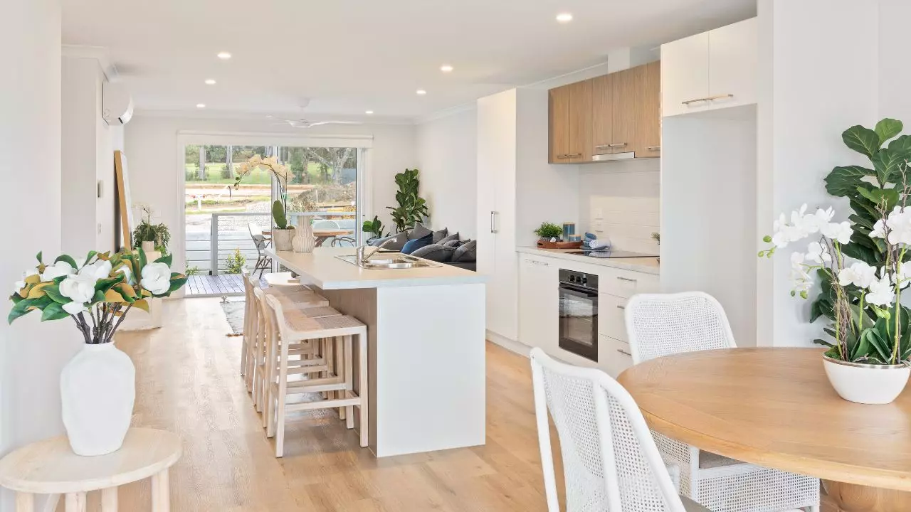 Sleek Style, Everyday Ease. 