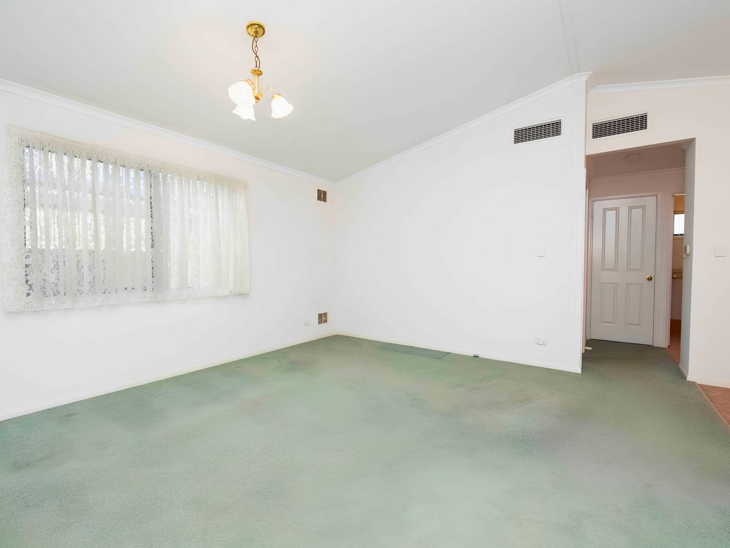 Riverside Gardens Estate - Site 34