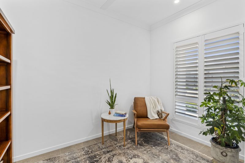 Site 176 - Established Kalbar