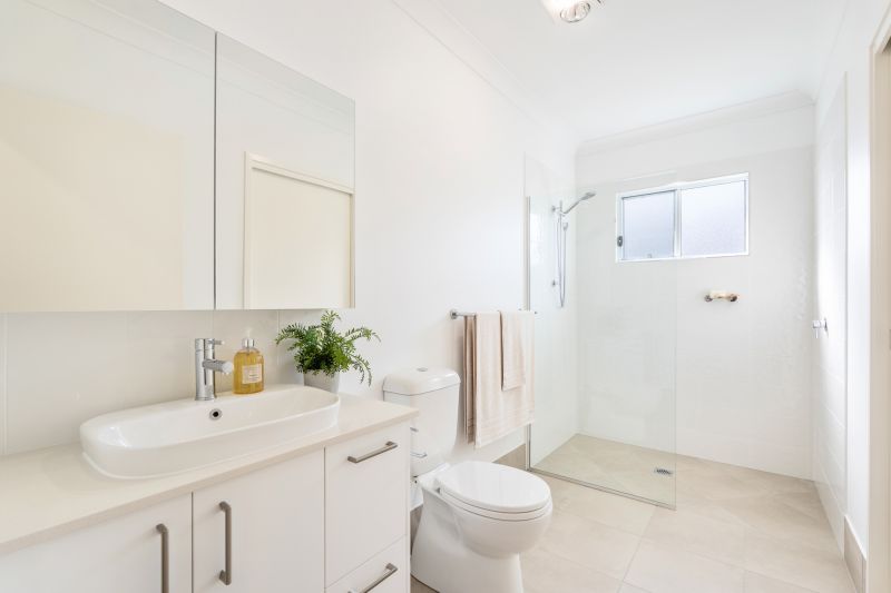 Pristine Ex-Display Home – Move-In Ready!