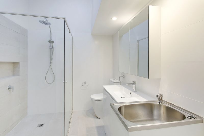 Rare 2-bedroom villa + large study