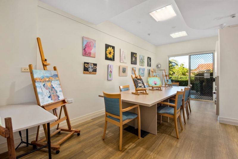 Easterly-aspect apartment overlooking beautiful community & surrounds