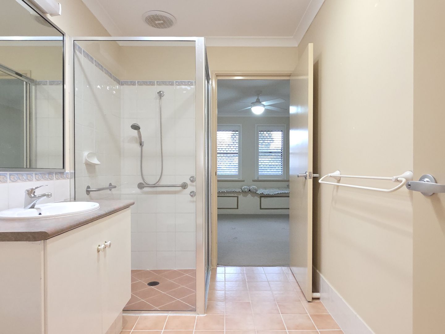 Under Offer! Affordable Independent Living Villa in Busselton - Refurbished prior to Settlement!