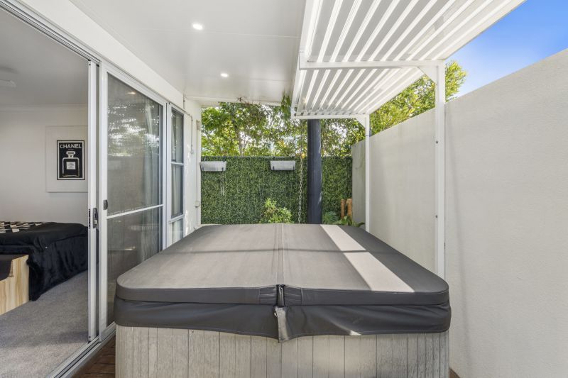 Site 002 - Established Silver Mist I