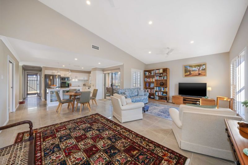 Great Corner Block with Views