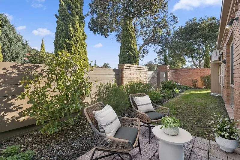 Rare large villa surrounded by beautiful garden