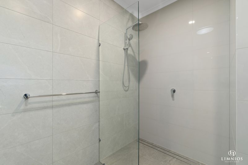 Perfect for those looking to downsize to a home with contemporary features