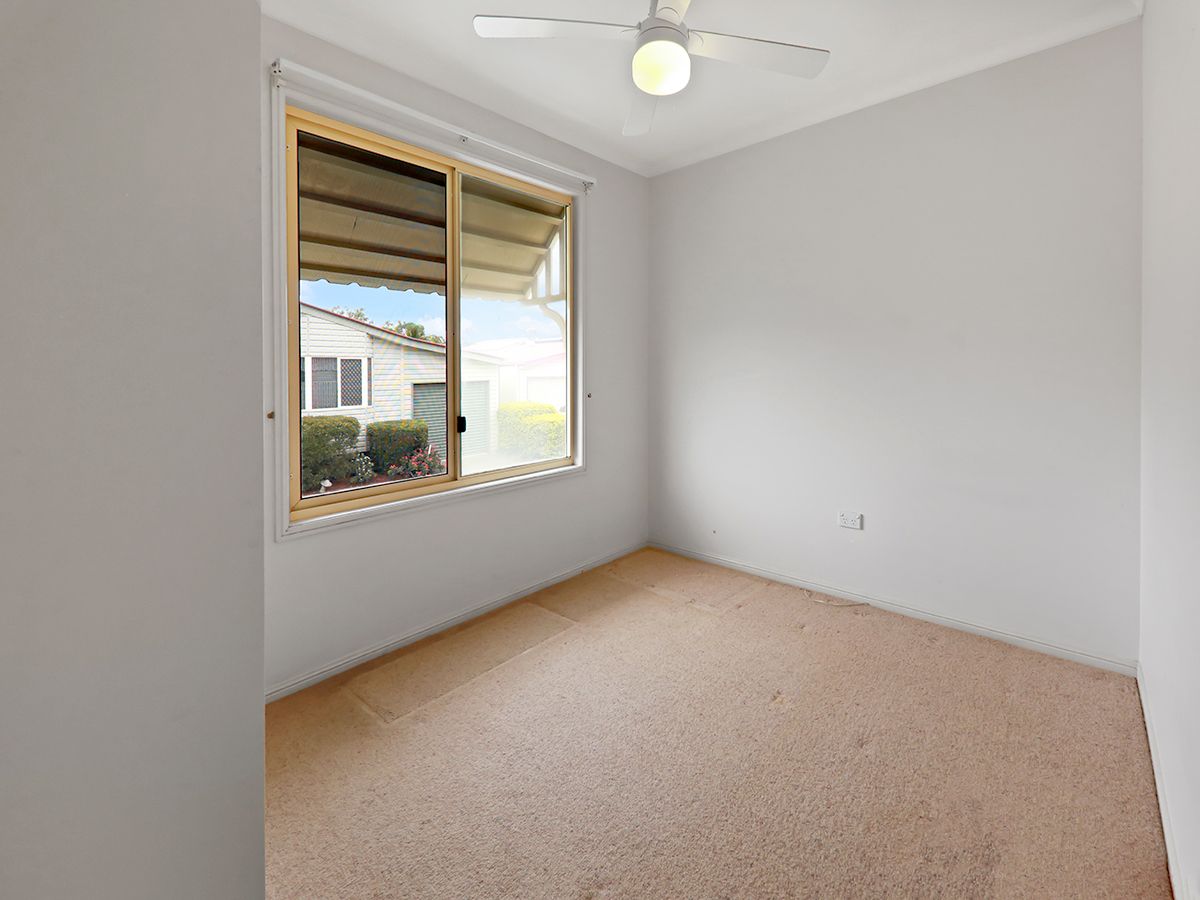 2 Bedroom Villa - Garage - Outdoor Alfresco Area - Move In Ready!