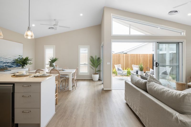 Write the next chapter of your story at Lakeside Lara & choose from our range of stunning home designs including the Gippsland.