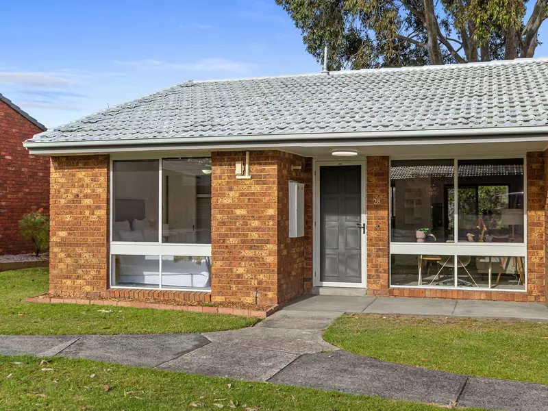 Stylishly Refreshed Unit with Courtyard in Top Location