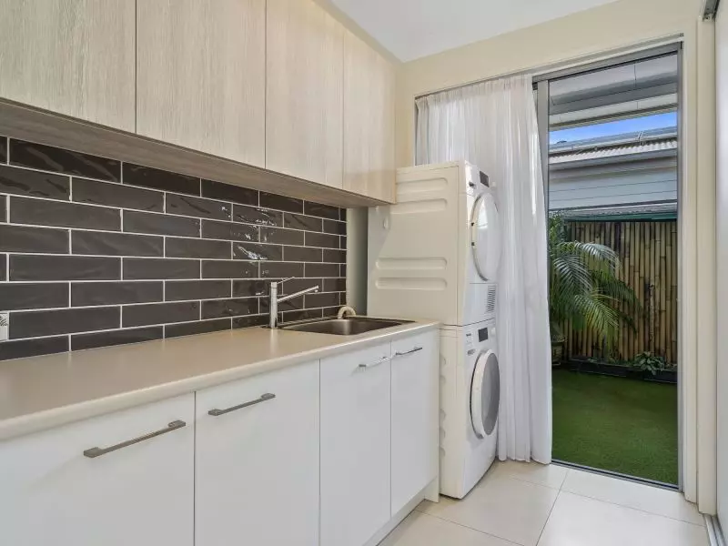 Site 138 - Established Grand Aston