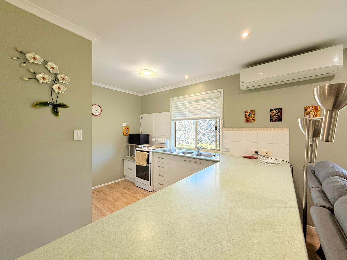 Looking for a Fresh, Inviting Home in a quite position in an Over 50's complex?