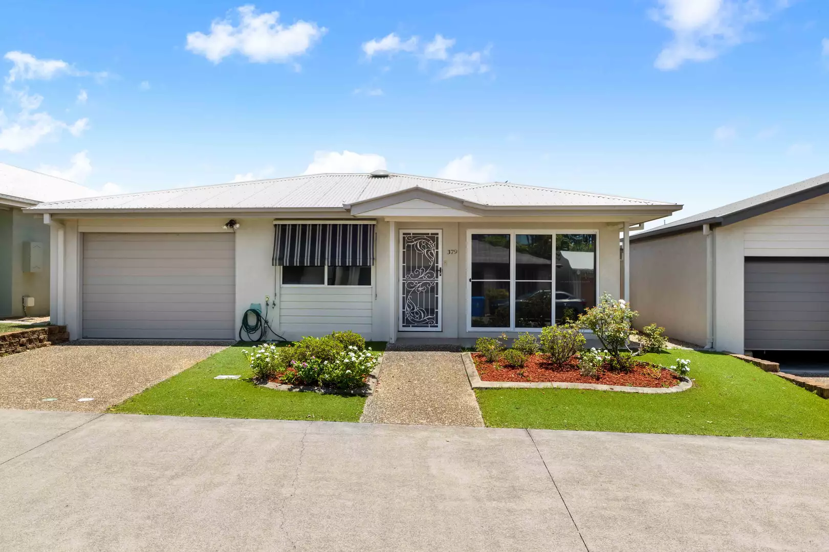 Great location for this 2 bedroom home plus study in Palm Lake Resort Eagleby